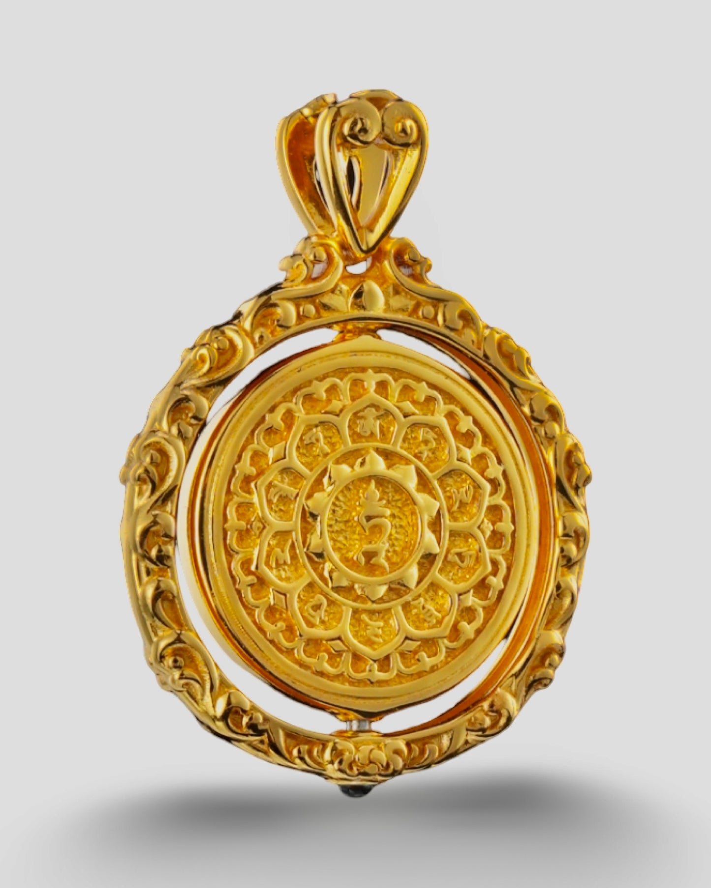 绿度母法眼 — 法悦の守護ペンダントトップ -回転構造 Coming soon